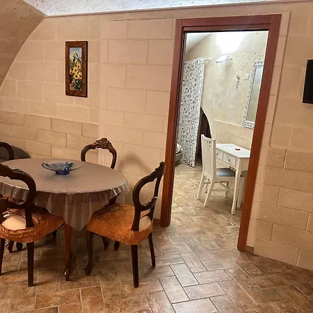 Casa Vacanze “nonna Giulia” * 马泰拉