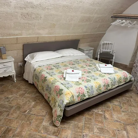 公寓 Casa Vacanze “nonna Giulia” 马泰拉